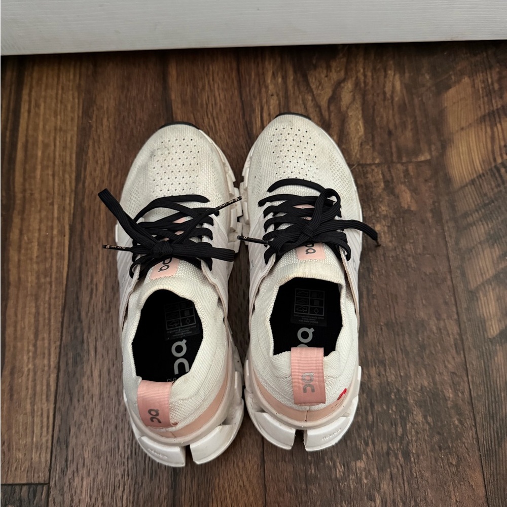 On Running Women's Cloudnova Sneakers in Cream with Pink Accents - Picture 2 of 4